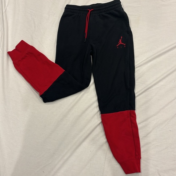 Red and black Jordan pants - Picture 2 of 5